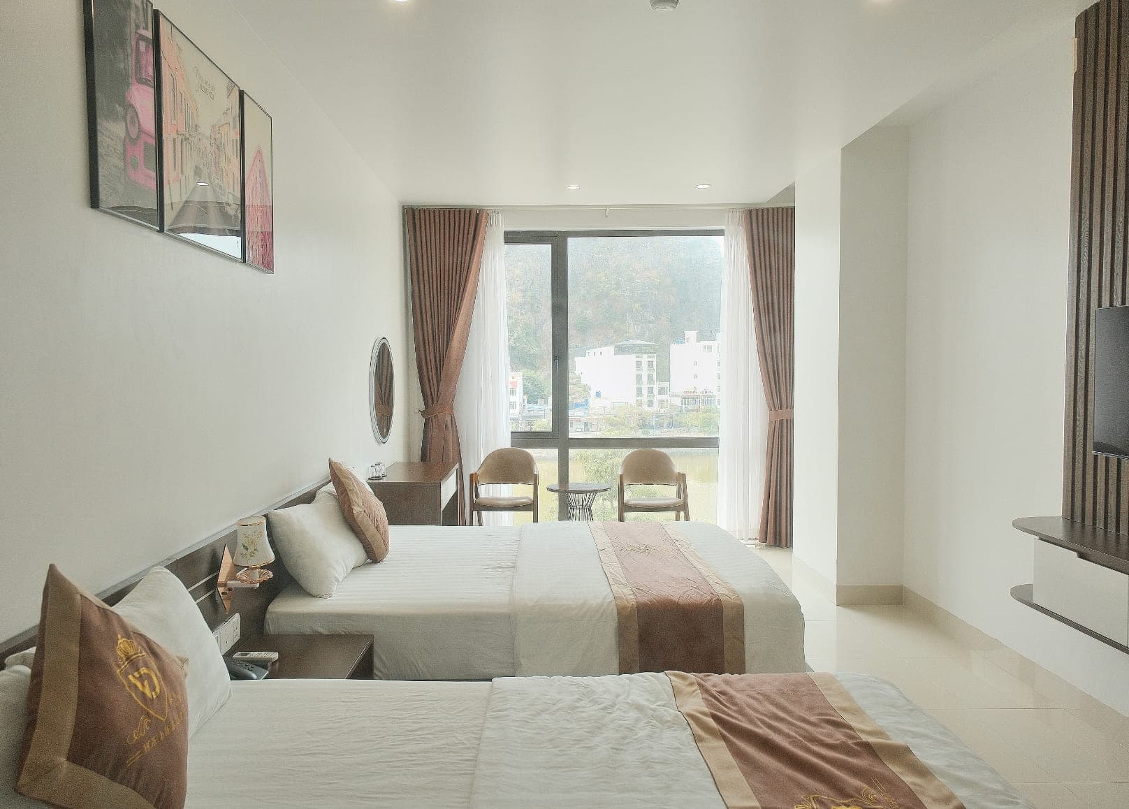 Phòng đôi view hồ – CB.VD01