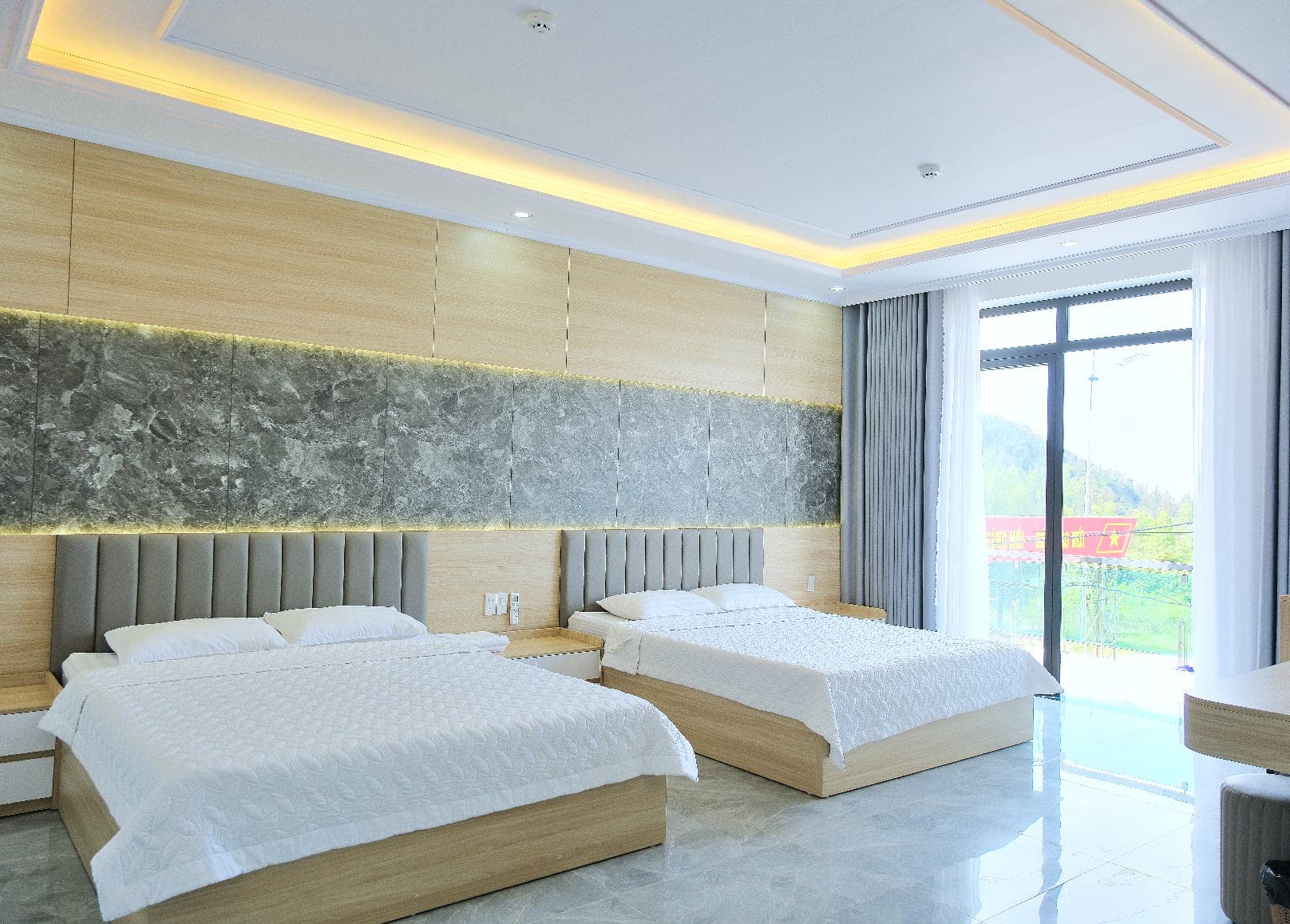 https://cms.homesworld.vn/wp-content/uploads/2026/05/DSCF3368.jpg