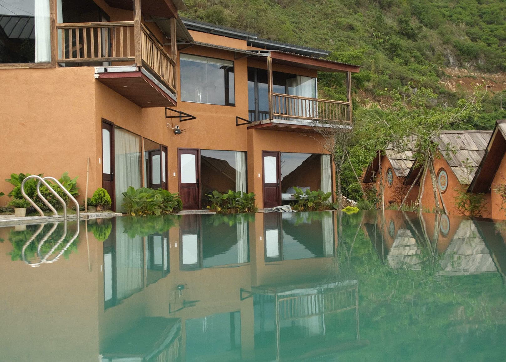 https://cms.homesworld.vn/wp-content/uploads/2026/06/IMG_2206.jpg